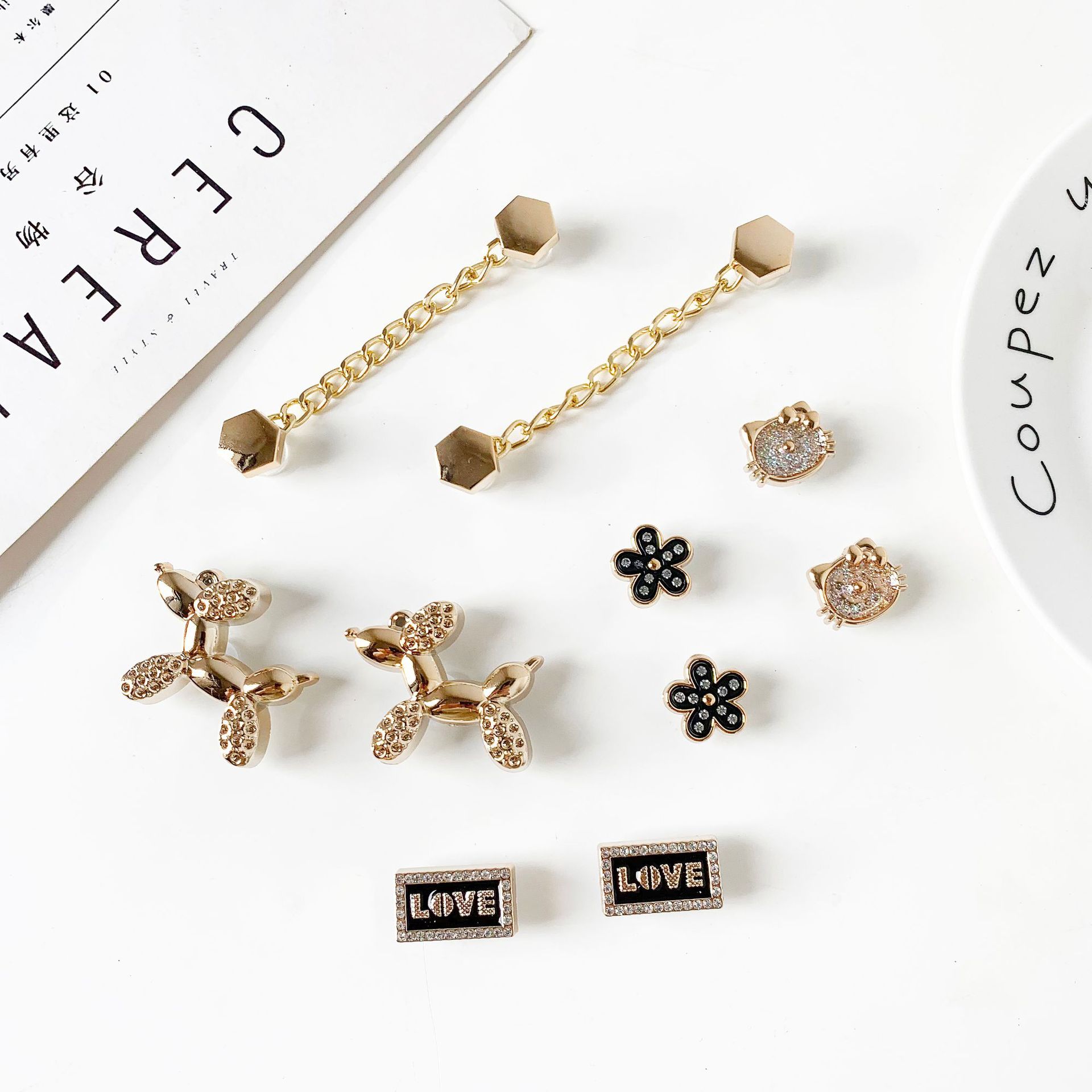Hole shoes shoes flower high-end accessories golden retro detachable accessories shoes decorative buckle diy shoe buckle accessories