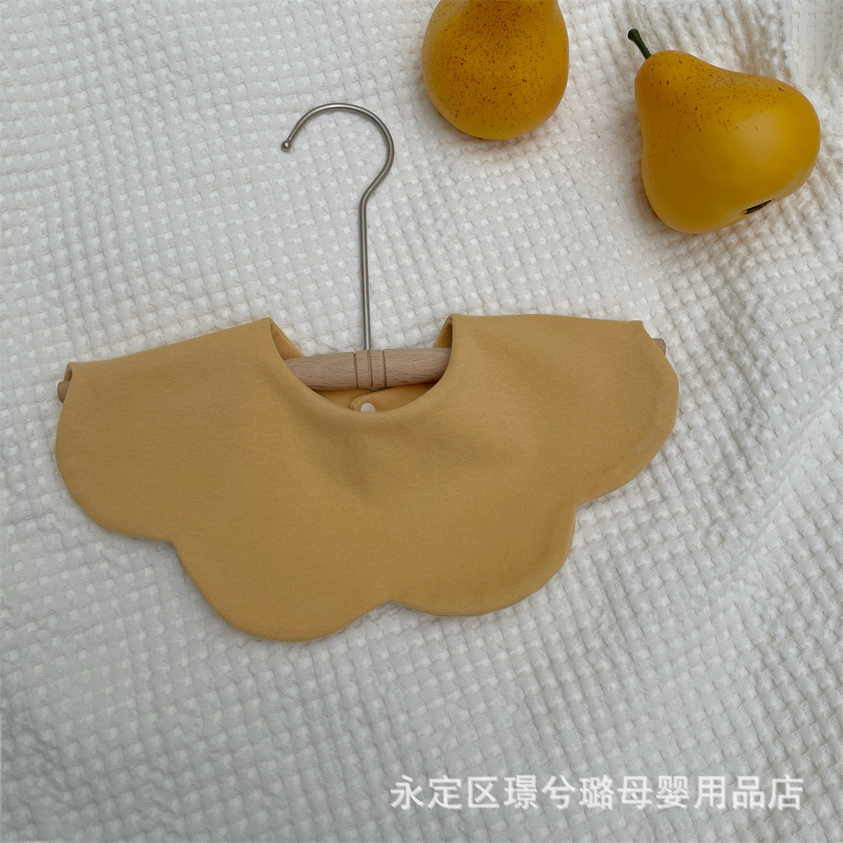 Picture of Korean version of Morandi solid color baby saliva towel cotton petal bib double-sided solid color bib