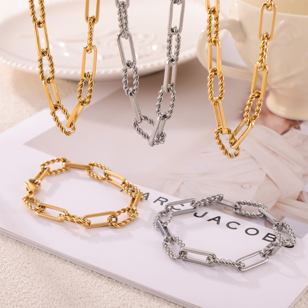 European and American Cross-border Exaggerated Thick Chain Light Luxury Ins Style Distinctive Twist Pattern Retro Niche Design Sense Titanium Steel Jewelry suit