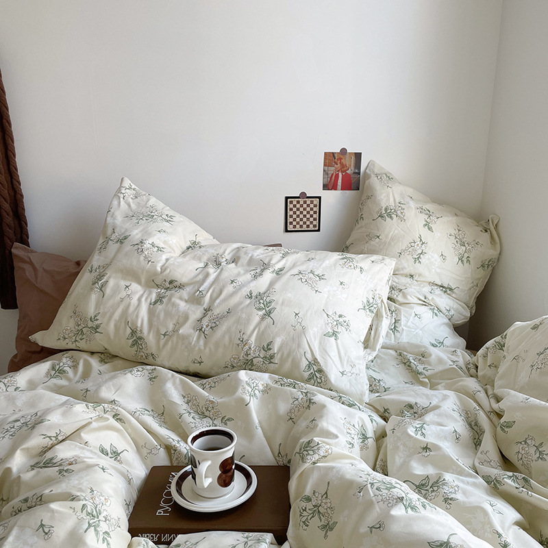 Picture of Small fresh pastoral style cotton bed four-piece set cotton bed sheet quilt cover quilt cover bed hat dormitory three-piece set