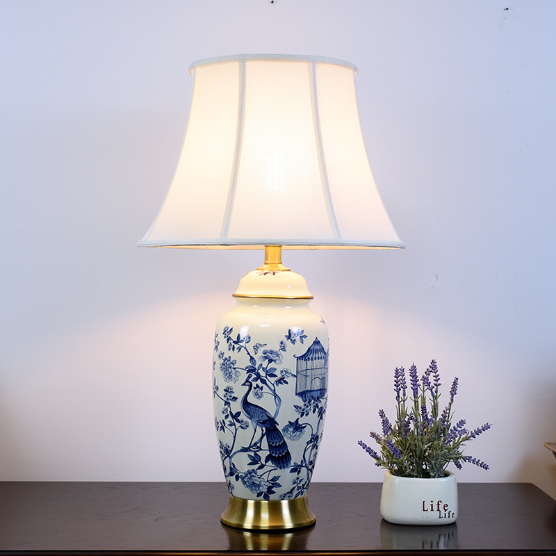 American Ceramic Table Lamp Living Room Modern Simple Blue Peacock Pattern Bedroom Bedside Table Lamp Designer Lighting