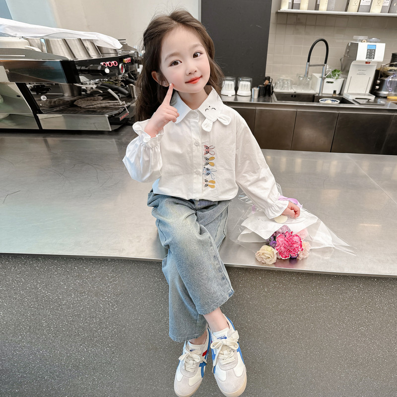 Picture of Girls' spring shirt 2024 new baby girls' spring and autumn top little girls' spring bottoming shirt children's shirt