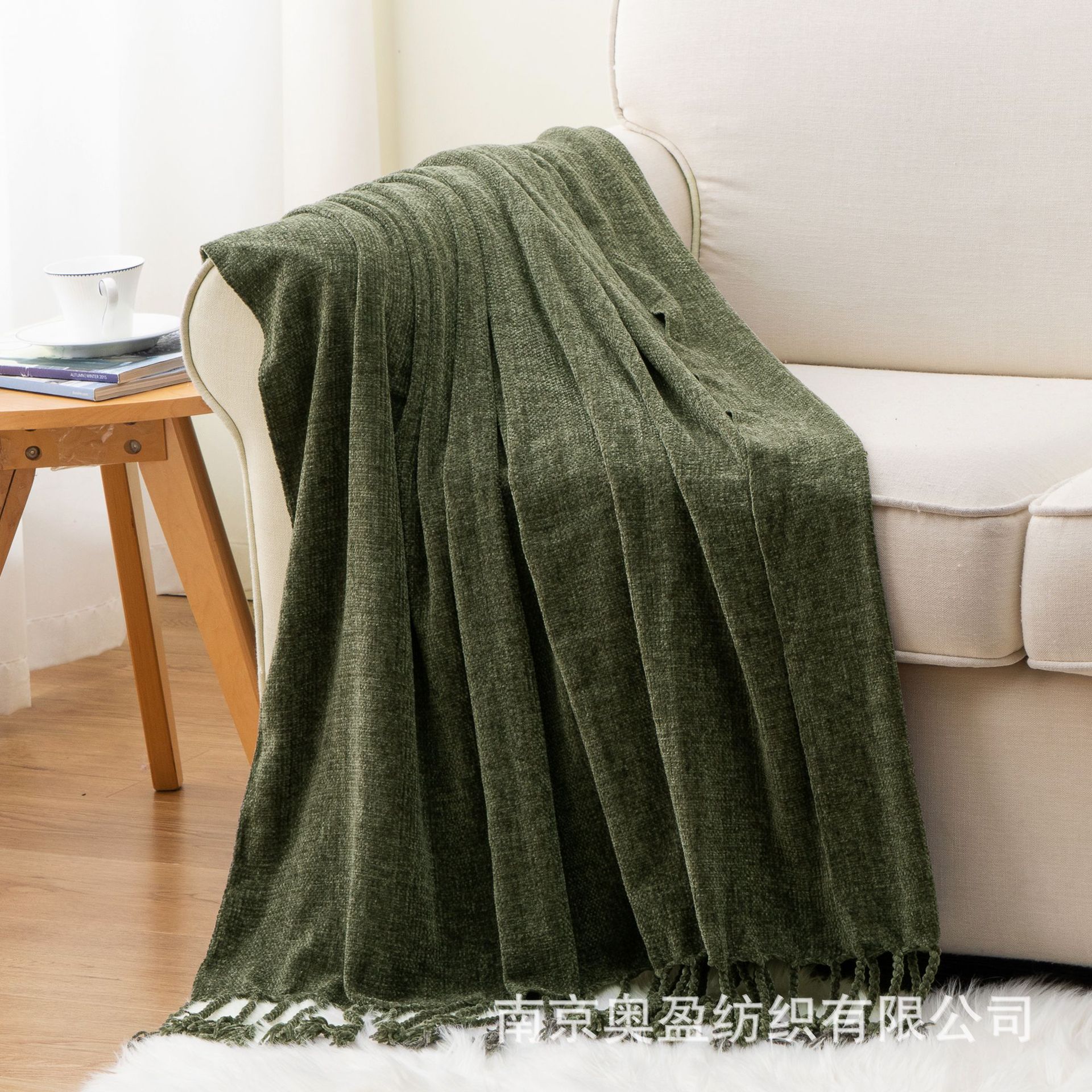 Amazon Chenille Throw Blanket Nordic Sofa Blanket Decorative Blanket Photography Blanket Bed End Towel with Tassels in Green