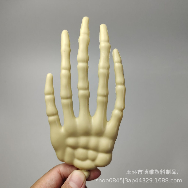 Halloween skull hand claw skeleton hand claw whole pendant haunted house secret room bar horror decoration props ghost hand claw