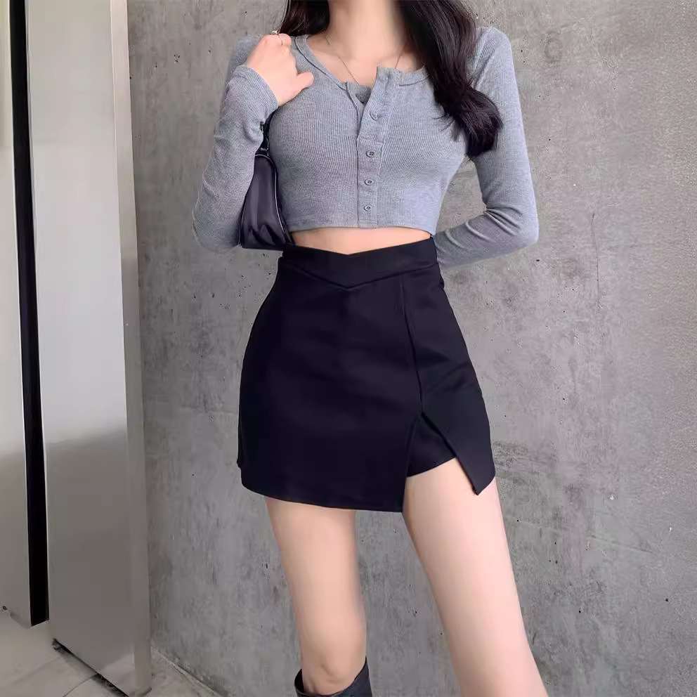 2023 plus size Korean version of all-match anti-glare high waist slimming split hip short skirt black skirt women's spring and summer