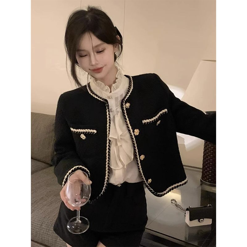 Temperament niche socialite xiaoxiang style chic design sense outside long sleeve coat women's autumn and winter 2024 new top