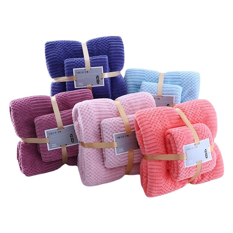 Auspicious Coral Fleece Towel and Bath Towel Set, Soft, Absorbent, Non-Shedding, Mother-Child Towel Set, Gift Wholesale, Antibacterial