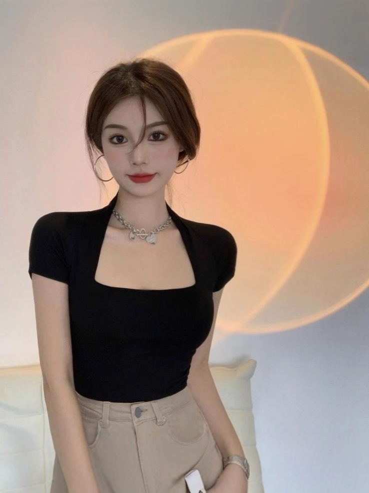 Hong Kong Style Retro Square Collar Short-Sleeved Pure Color T-Shirt for Women 2025 Summer New Slim Fit Niche Versatile Top Ins
