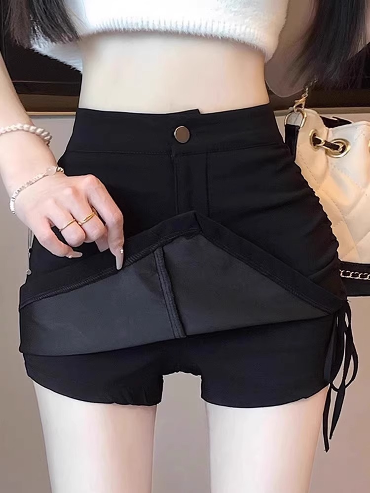 Picture of A- line skirt suit skirt pants women's spring 2024 new design fashion drawstring strap hip bag Korean version