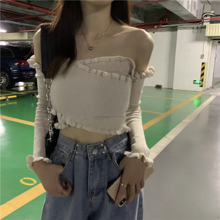 Picture of Early autumn off-shoulder solid color striped agaric lace watch machine off-shoulder knitted top