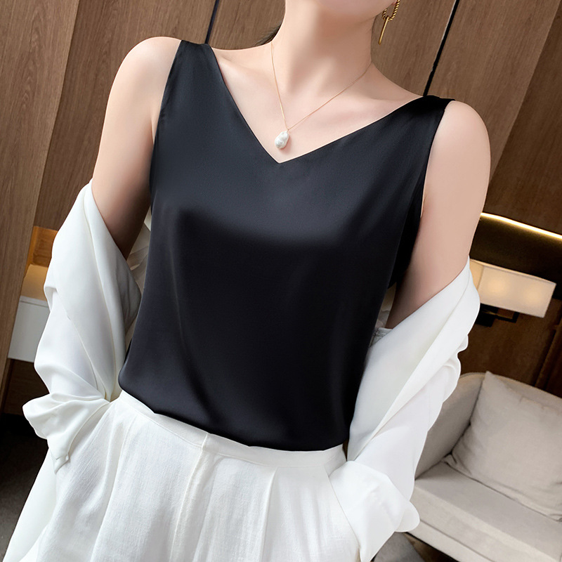 Picture of Cross-Border 2025 Summer New Plus-Size Women's Clothing White Base Layer Outerwear Inner Wear Women's Top Camisole