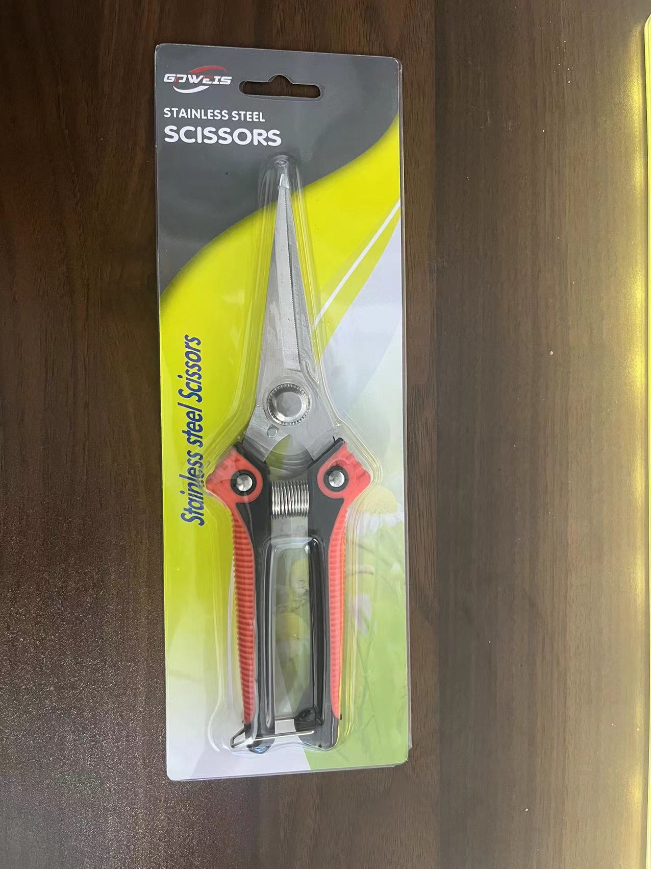 Picture of Manufacturer Supplies Thick Branch Shears, Garden Scissors, Grape Shears, Gardening Scissors, Pruning Shears, Fruit Picking Scissors