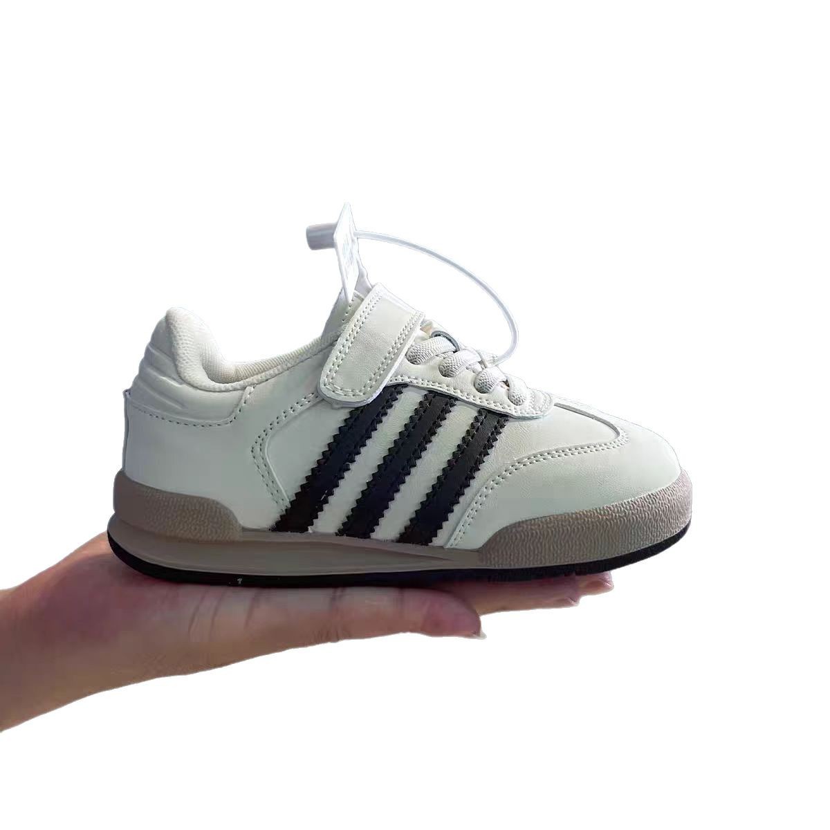 Picture of Children's Moral Training Shoes 2025 Spring & Fall New Baby Girls Casual Sneakers Soft Sole Breathable Boys' Sports Shoes