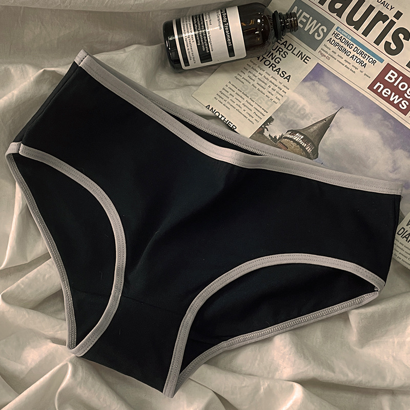 Picture of Sports cool style ins simple girls underwear waist Japanese black and white pure cotton ladies briefs wholesale