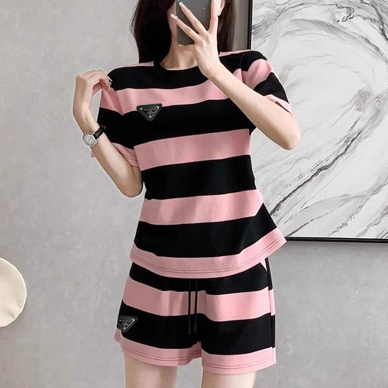 Picture of Japanese and Korean-style Sports Casual suit Women's Summer New Striped Short-sleeved T-shirt Shorts Small Two-piece Set