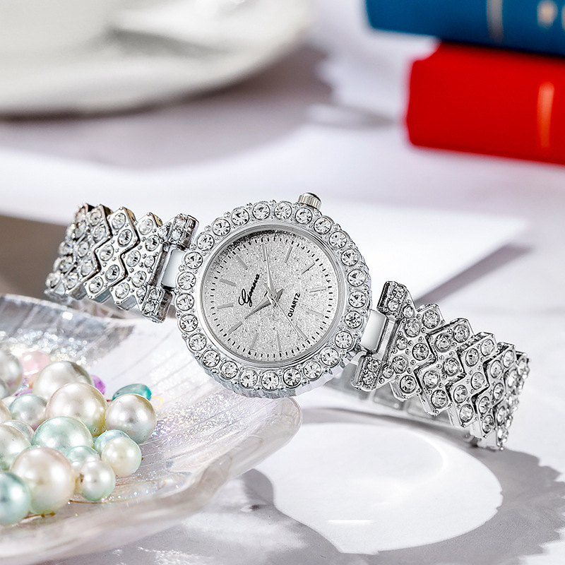 Picture of 2024 new foreign trade hot fashion stars bracelet watch Rome scale full diamond women's quartz wrist watch