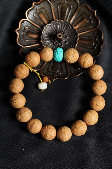 Picture of Nepalese Xizang-style phoenix hand-held chain Buddha chanting beads DIY men's and women's long sweater necklace retro high oil density