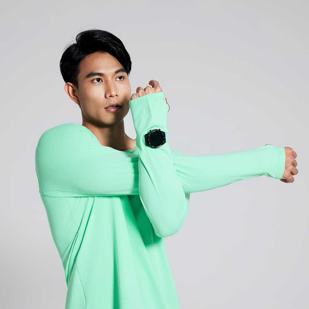 Picture of Autumn and Winter Training Round-Neck Sports Long-Sleeved Comfortable Top Fitness Sports High-Elastic Slim-Fit Quick-Drying Long-Sleeved Shirt for Men