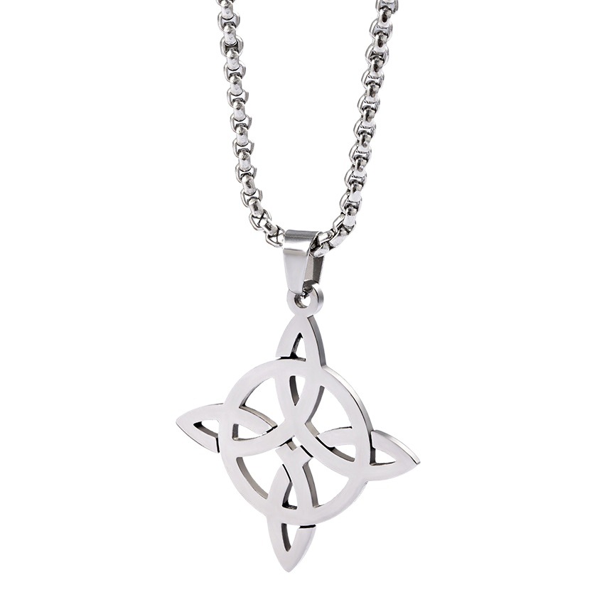 European and American Viking Rune Irish Knot Necklace Hollow Four Leaf Hip Hop Niche Advanced Cold Wind Couple Accessories