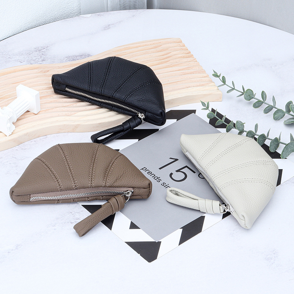 Real cowhide French-style croissant women's new high-quality niche Instagram style handbag with lipstick storage coin purse