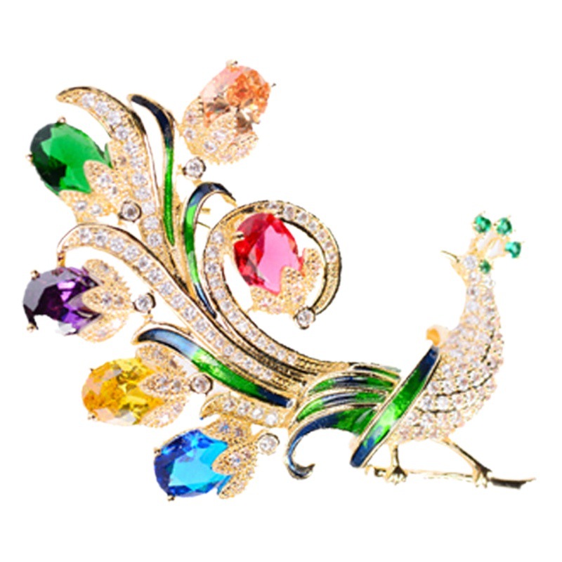 Picture of Korean Fashion Peacock Open Screen Zircon Brooch Fashion High-end Sense Clothing Pin Coat Cardigan Accessories Women