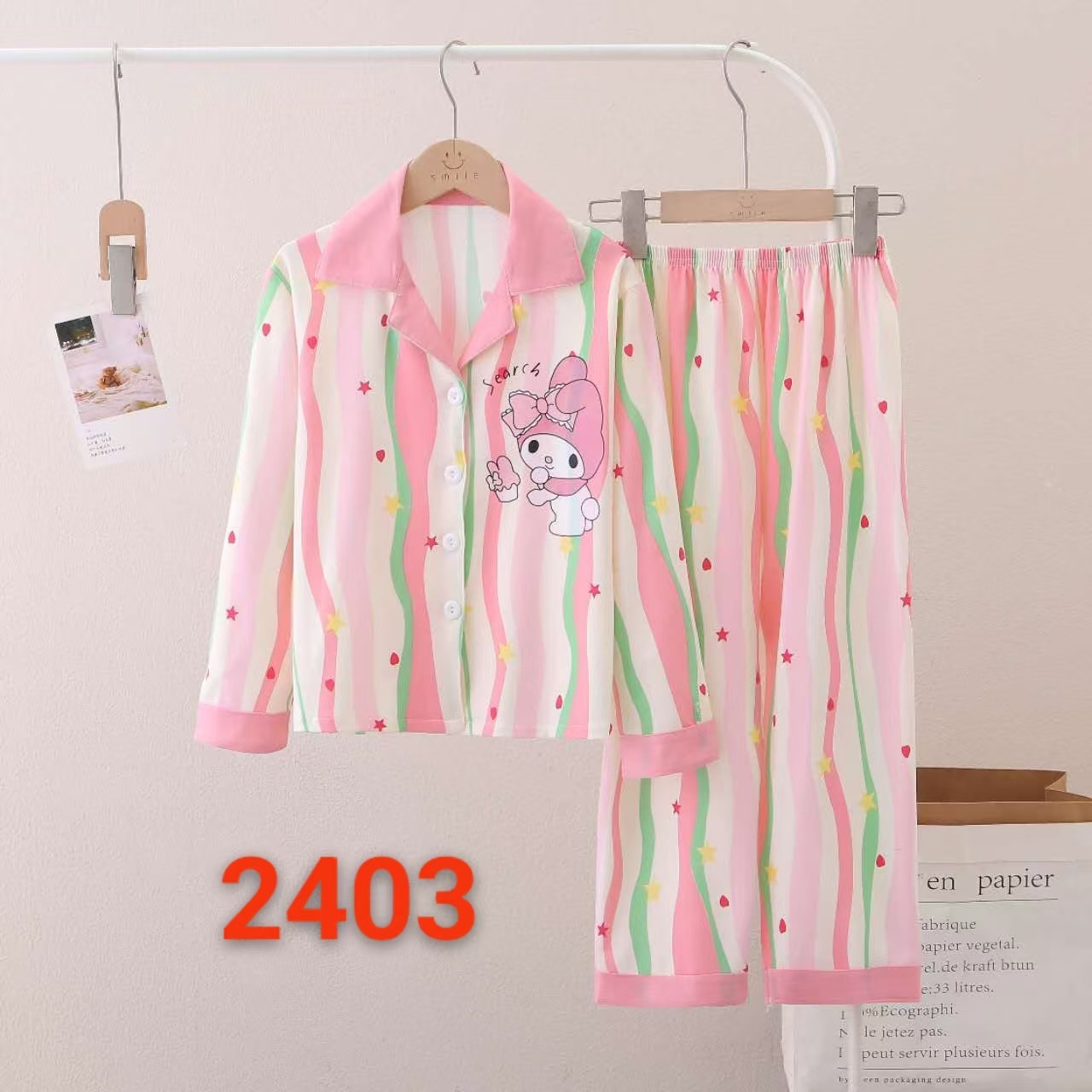 Picture of Girls' Pajamas Spring and Autumn New Lapel Long Sleeve suit Children's Home Clothes Cardigan Home Clothes Middle and Big Children