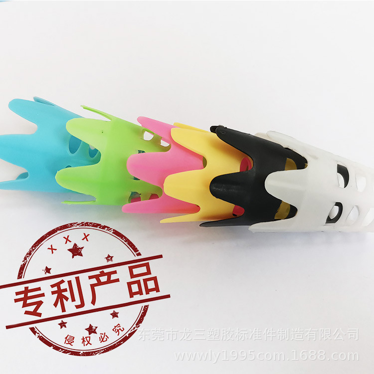 Picture of Longsan Manufacturer Ready Supply Colorfulful Crown Golf Spikes Plastic Golf Seat Zero Resistance Ball Tee