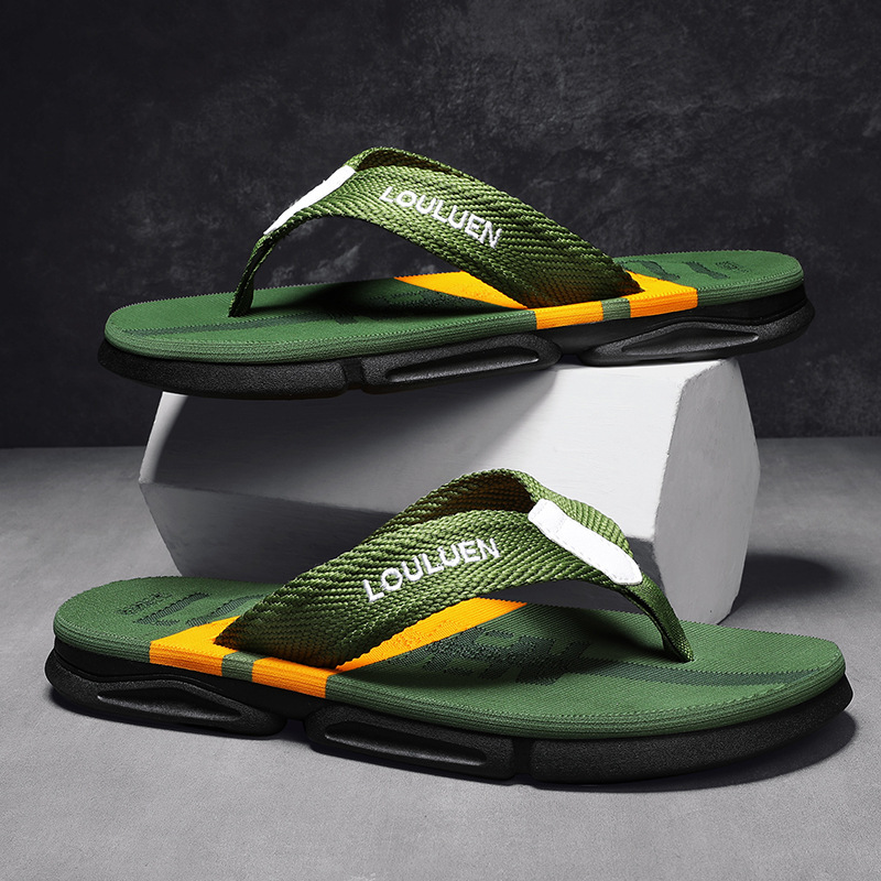 Picture of 2025 summer men's flip-flops men's high-end anti-slip slippers men's rubber casual sandals for foreign trade