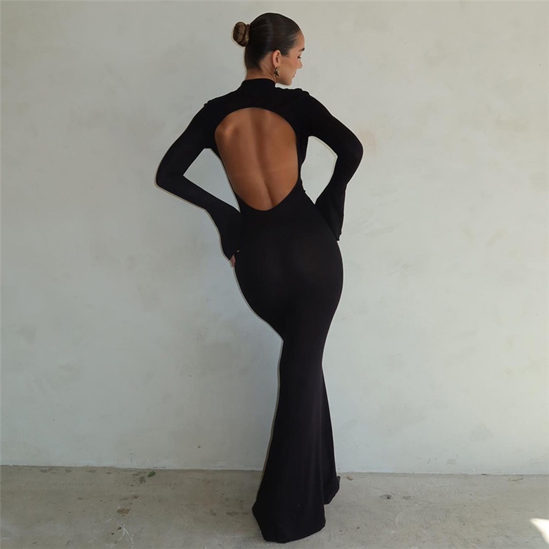 Crew neck INS sexy hip European and American long-sleeve slim dress, fashion bag, women's style, autumn/winter backless new arrival