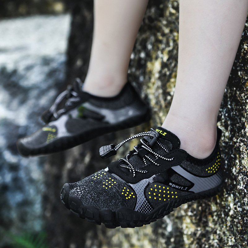 Picture of Cross-Border Outdoor Beach Shoes, Children's River Tracing Shoes, Snorkeling Wading Shoes, Parent-Child Barefoot Swimming Shoes, Five-Finger Shoes, Diving Shoes