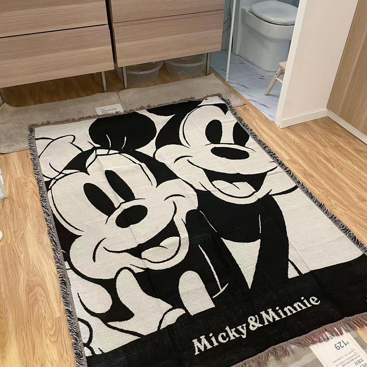 Cross-Border Custom Cartoon Tapestry Carpet Bay Window Mat Sofa Towel Sofa Blanket Outdoor Camping Blanket Picnic Mat Gift Blanket