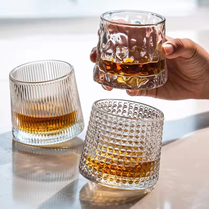 Picture of Rotating shake cup whiskey gyro Cup foreign wine glass water ripple Glacier Cup vertical stripe tumbler water Cup wholesale