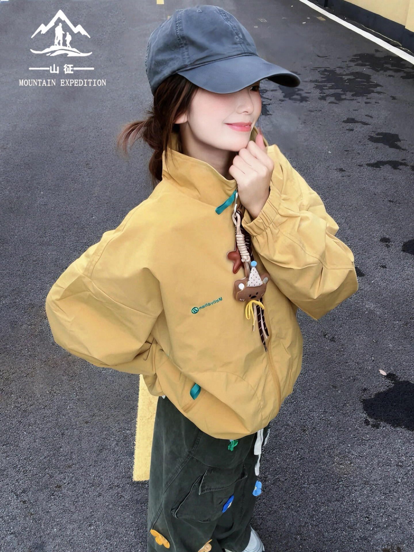 Jacket women's spring and autumn model 2025 new thin outdoor jacket small Japanese casual sports jacket