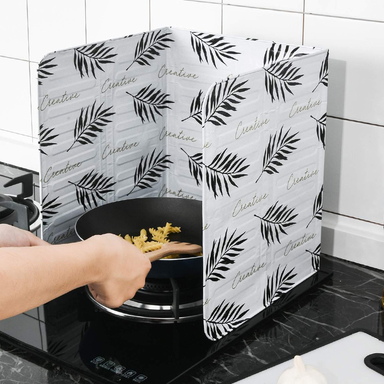 Picture of Oil baffle thickened cooking aluminum foil oil baffle Nordic oil fume baffle waterproof Splash creative oil baffle range hood block