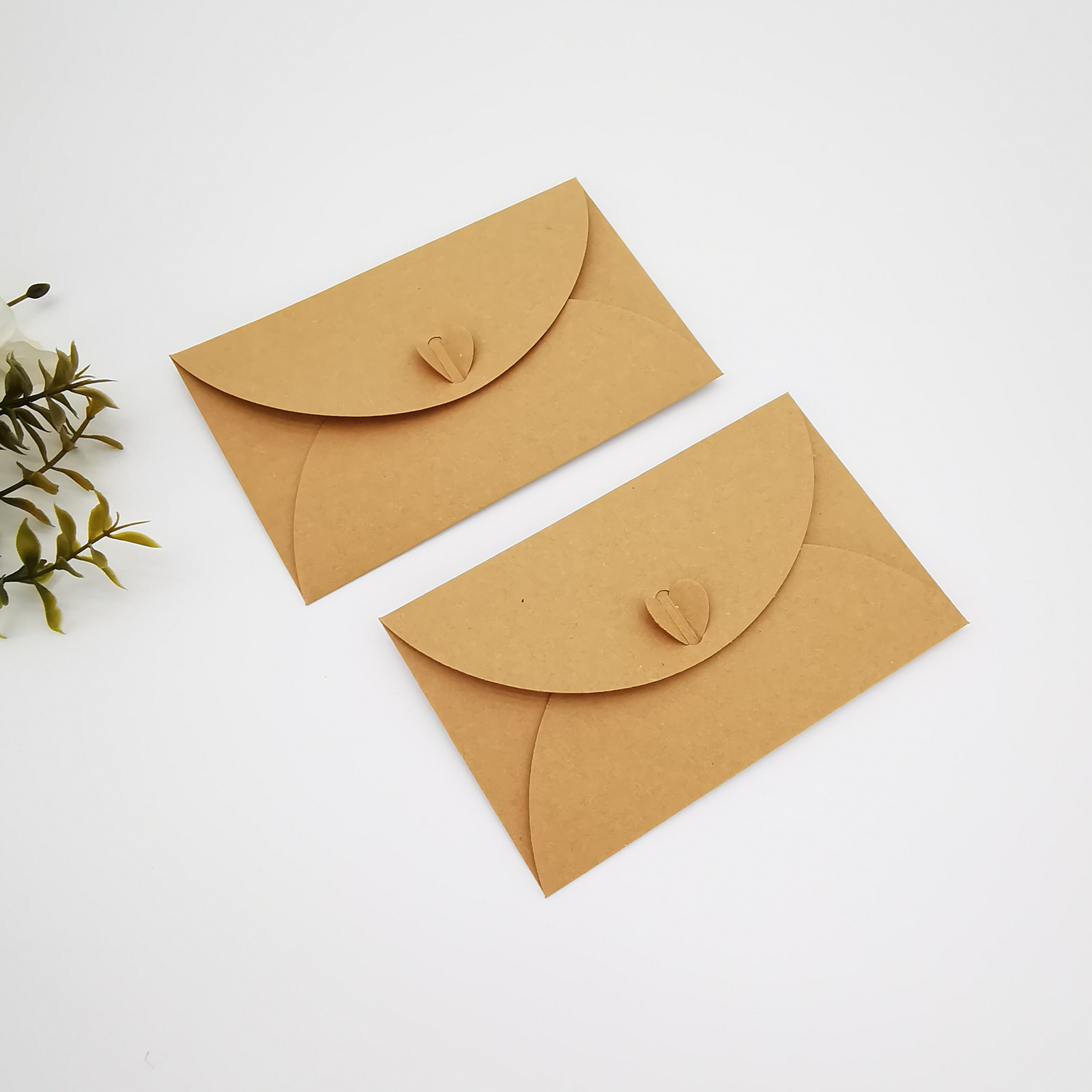 Vintage Kraft Paper Envelope Handmade Dried Flower Greeting Card Creative DIY Blessing Universal Blank Card Holiday Card Promotion