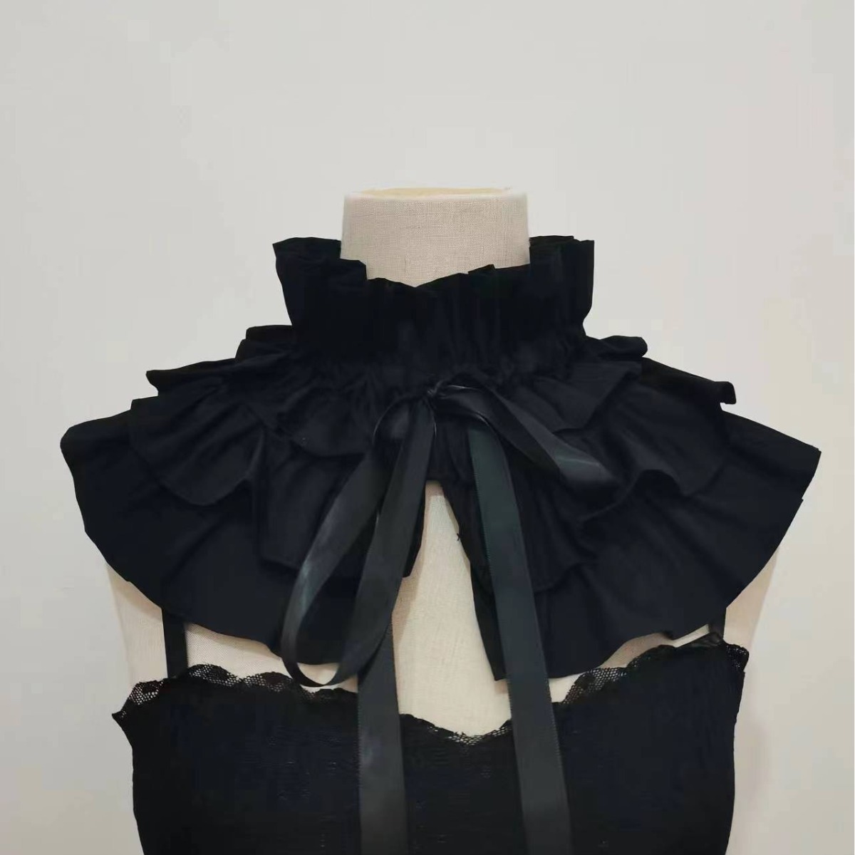 Picture of Pure Cotton Pleated Ruffle Adjustable Collar for Women, French Stand Collar, Pleated Multifunctional Detachable Collar, Total Length 75cm, Turn-Down Collar
