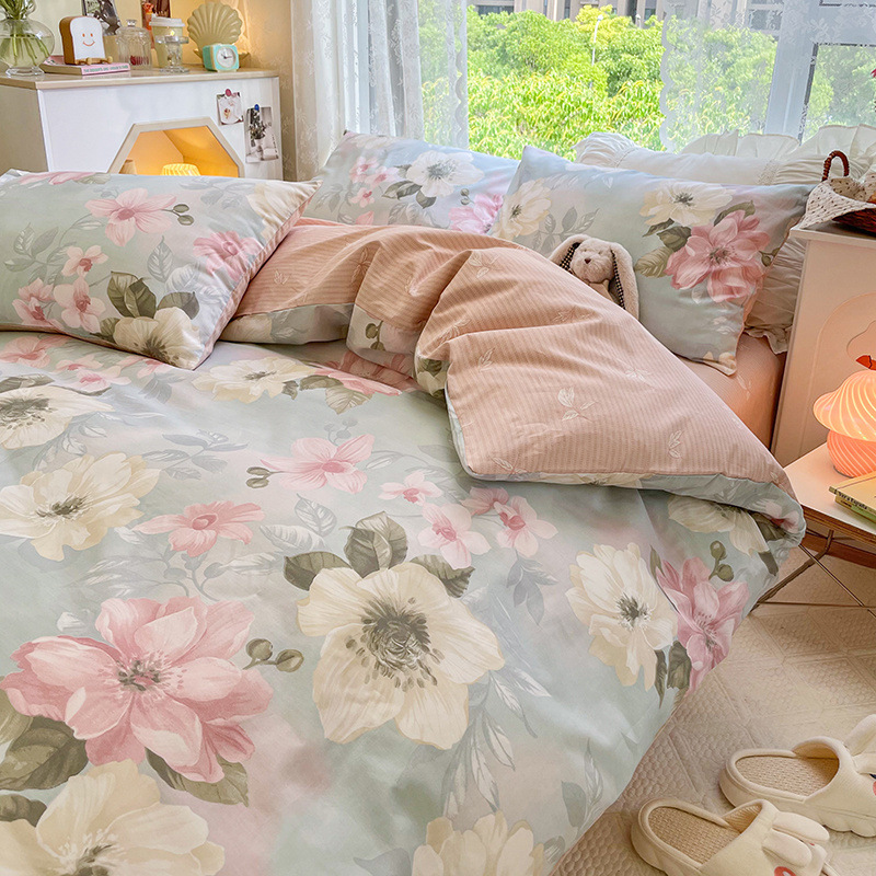 Picture of 2025 New Spring & Fall 60 Small Floral Cotton Four-Piece Set Ins Style Pure Cotton Dormitory Bed Bed Sheets Quilt Cover Three-Piece Set