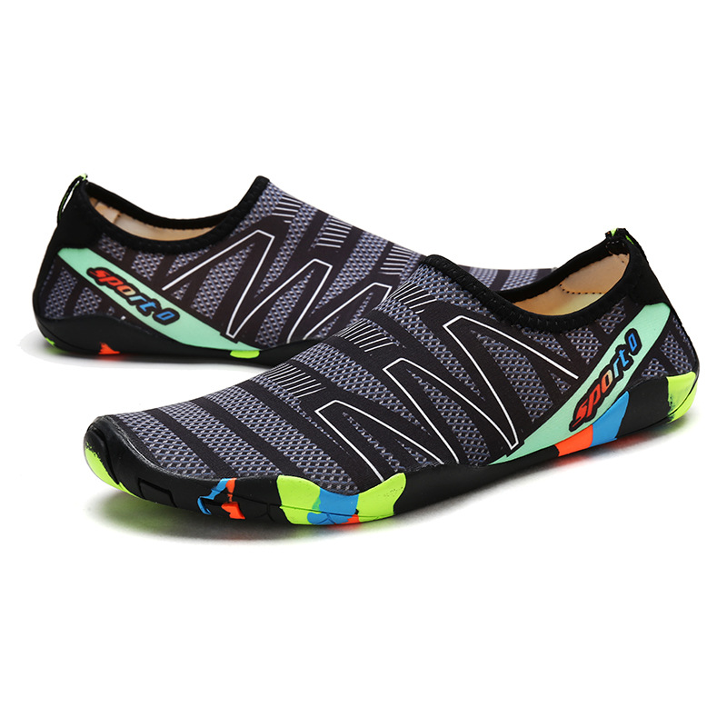 Picture of Outdoor beach diving shoes in stock supply couple snorkeling shoes non-slip quick-drying upstream shoes factory wholesale wading shoes