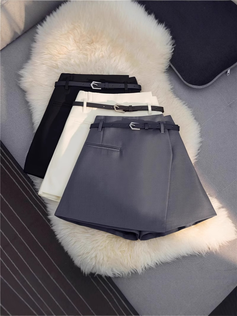 2025 Spring and Summer Loose Wide-Leg A-Line Shorts Skirt for Women High-Waisted Large Size Hip-Covering Asymmetrical Slimming Look Suit Pants Skirt
