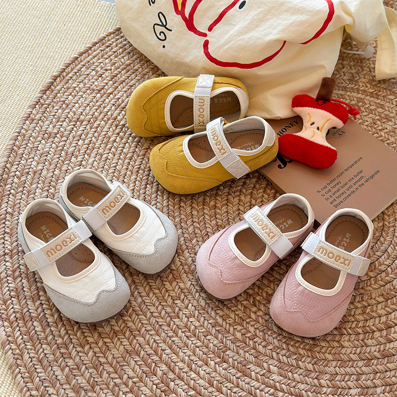 Picture of Shallow German training shoes 2025 autumn new Korean version of girls' casual sneakers soft-soled Mary Jane soft-soled Forrest Gump shoes
