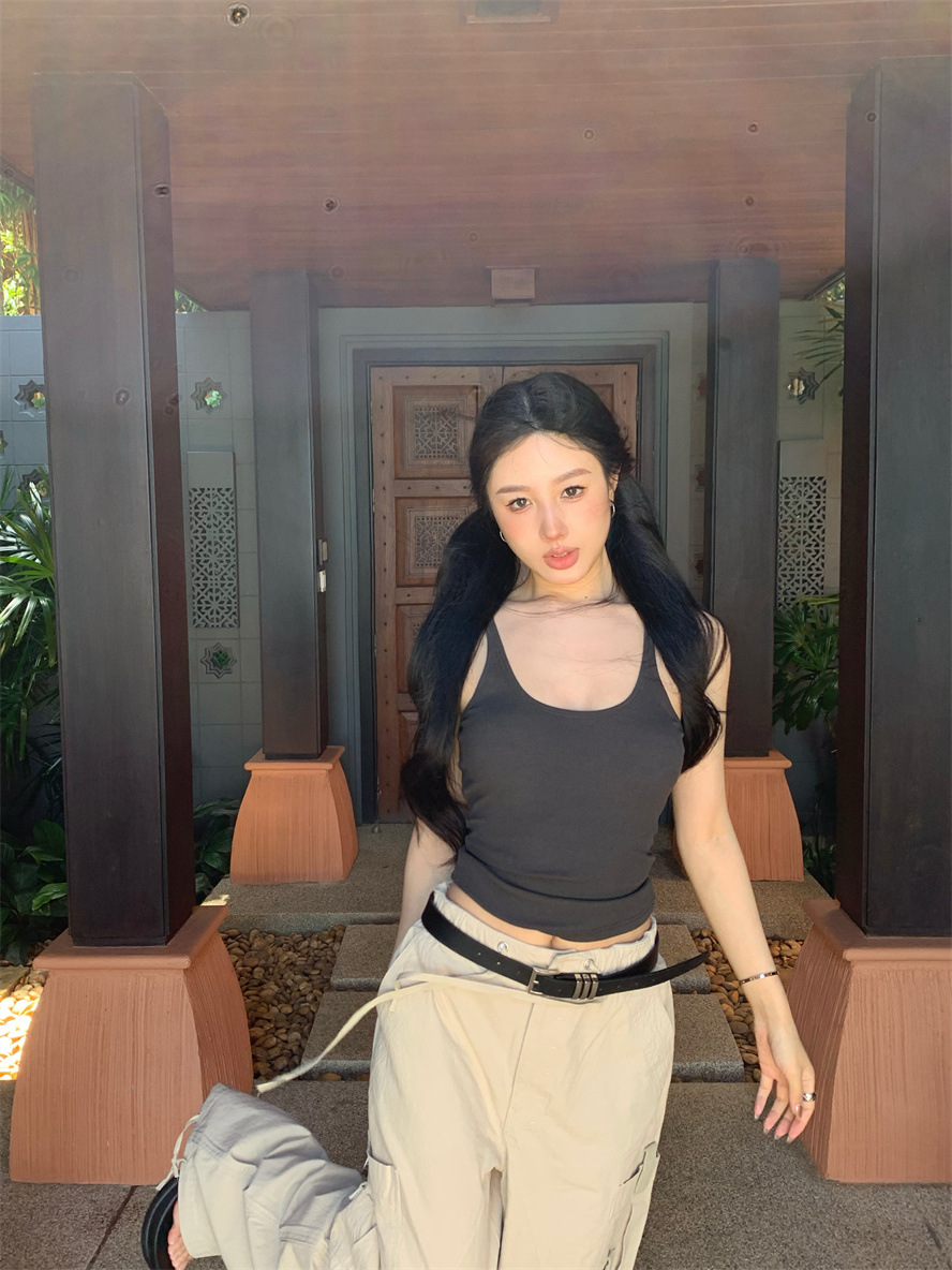 Picture of Spice Girls Sleeveless Waistcoat Short Outer Wear American White Design Sense Top Sling Inner Black Summer Women