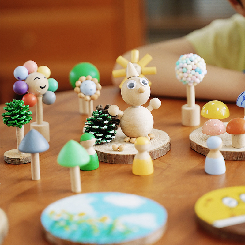 Picture of Children's Wooden DIY Hand-Painted Quiet Book Kindergarten Early Education Can Draw and Assemble Wooden Quiet Book