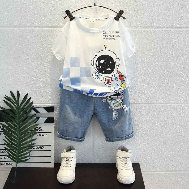 Picture of Children's Summer Men's Short-sleeved Shorts Breathable Two-piece Sports Casual Round Neck Slim-fit T-shirt suit Green