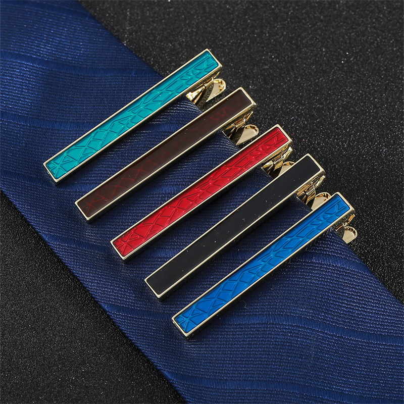New color creative spot men's tie clip trend fashion personality rendering red tie clip 5.5cm