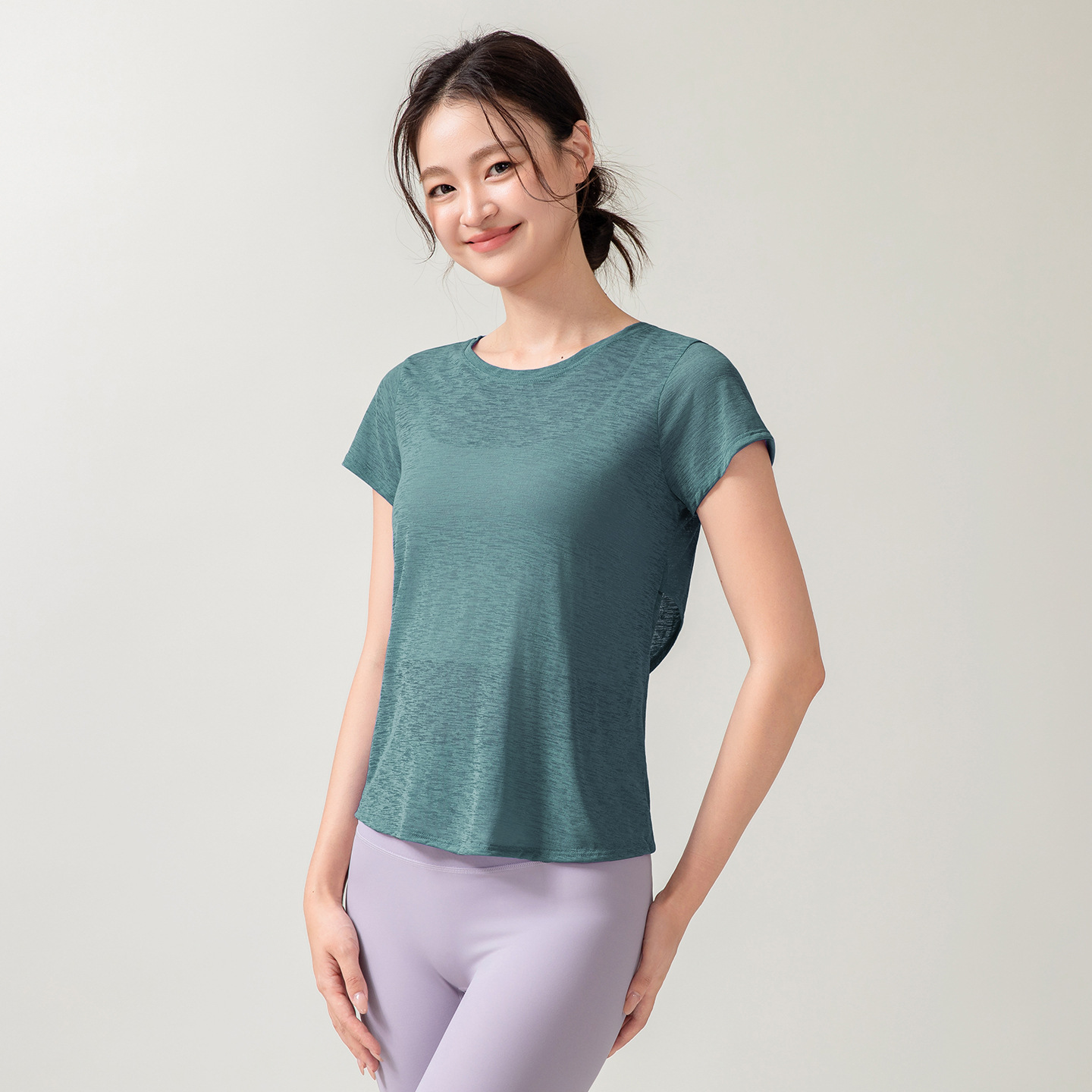 Sports Blouse with Hollow Back for Women in Summer, Breathable, Slightly Loose, Slim, Quick-Drying Fitness Clothes, Running Fitness Yoga Short Sleeves