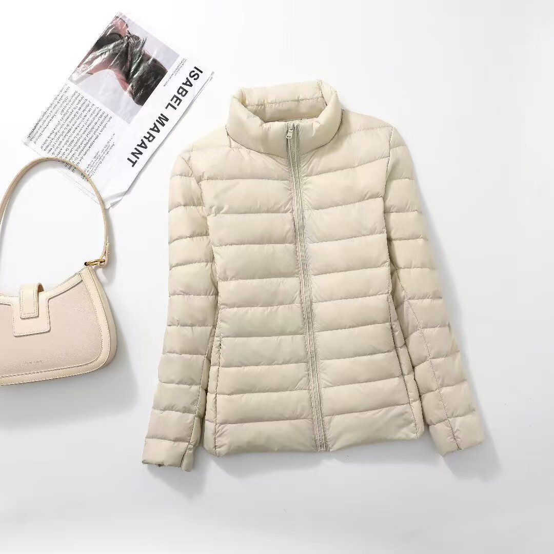 Picture of Women's down Jacket 2025 New Short Style Lightweight Thickened Warm Slim Fit Korean Style White Duck down Fashion Coat Wholesale