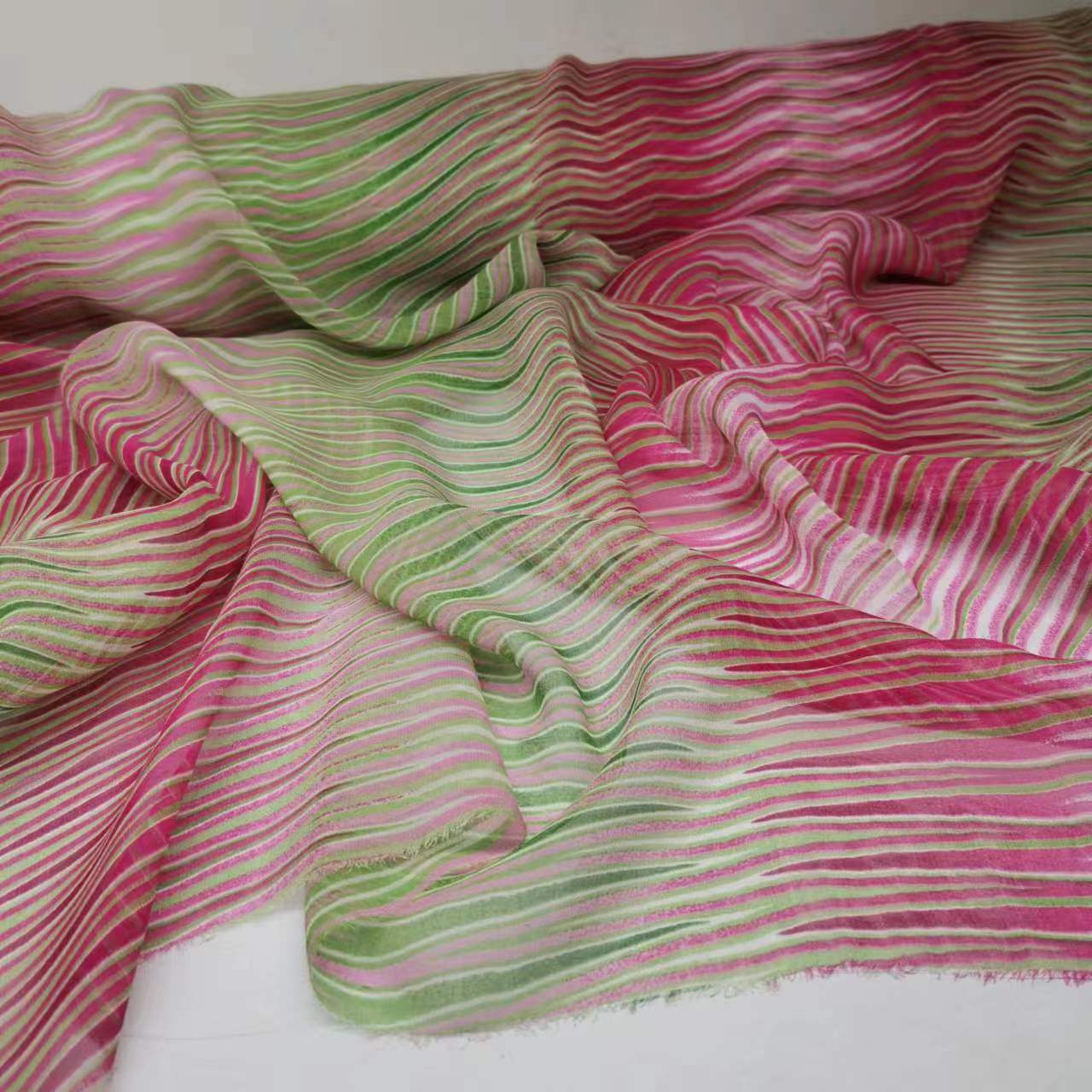 Special Clearance Mulberry Silk Georgette Fabric Narrow Fashion Silk Fabric