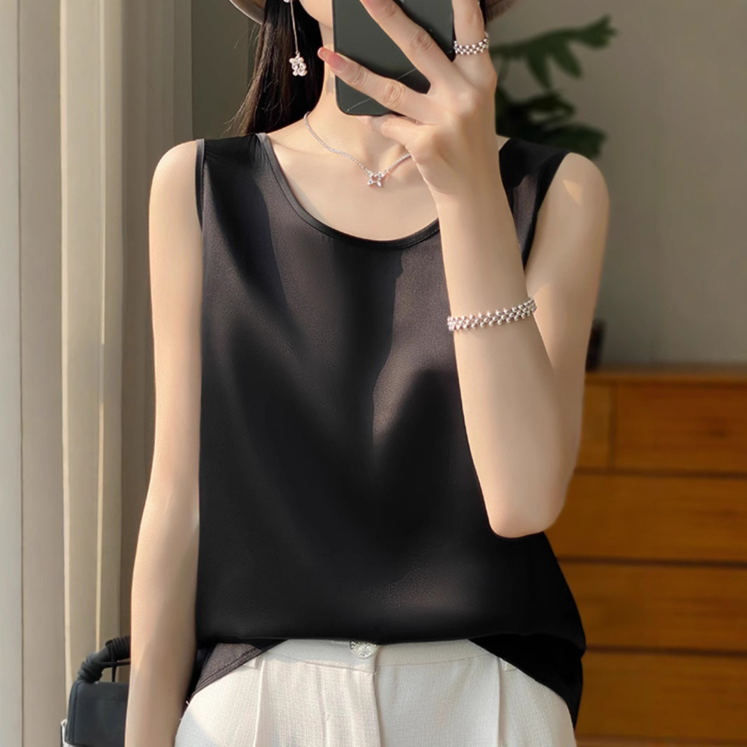 2025 New Style Light Luxury Silk Sliding Outer Wear Satin Camisole Vest Women's Beautiful Round Neck Thin Matching Suit Casual Inner Wear