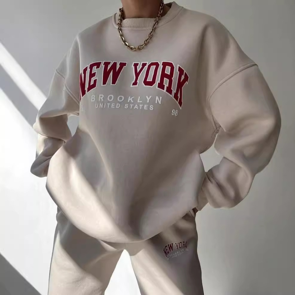 2022 Amazon Cross-border European and American Women's Casual Fashion Printed Thickened Suit Velvet Sweater Long Sleeve Pants Suit