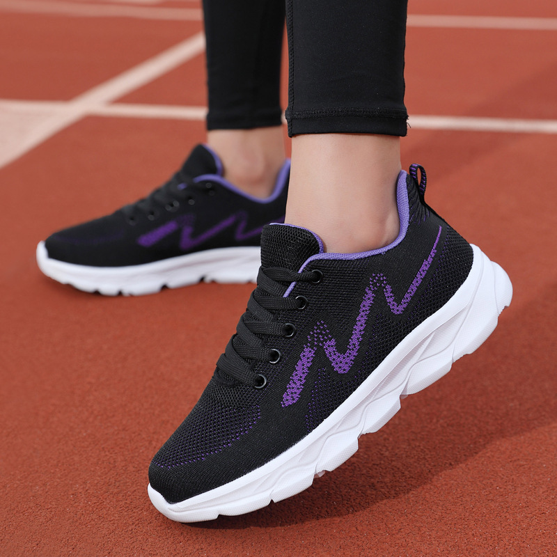 Women's sports shoes, spring ultra-light shock-absorbing breathable mesh shoes, junior high school student mesh flyknit shoes, casual soft-soled running shoes